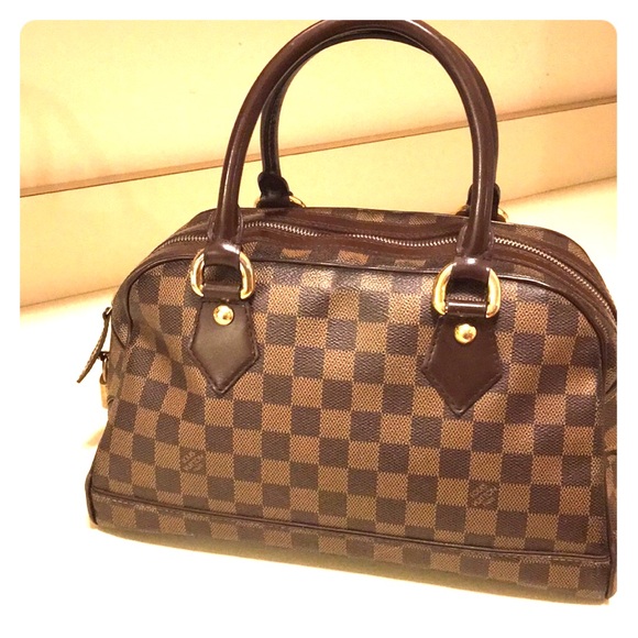 LV purse great condition 100% authentic - Picture 1 of 7